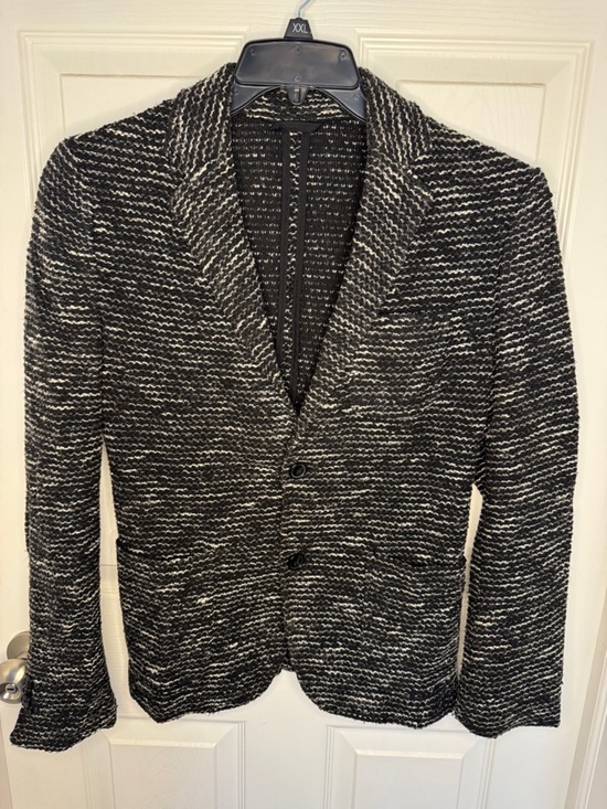 Jackets & Blazers - EUC Woman’s Black & Silver Knit Blazer
